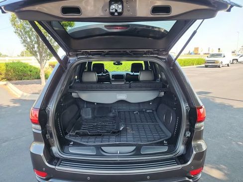 Used 2021 Jeep Grand Cherokee Trailhawk w/ Premium Lighting Group AWD/4WD image 31