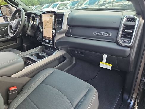 New 2026 RAM 3500 Big Horn AWD/4WD image 17