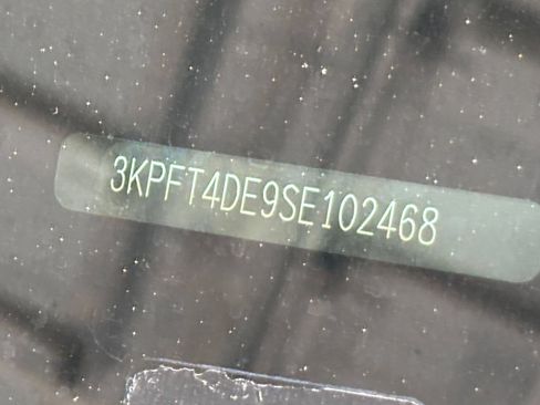 Used 2025 Kia K4 FWD image 28