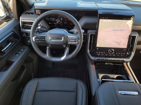 New 2026 GMC Yukon Denali image 9