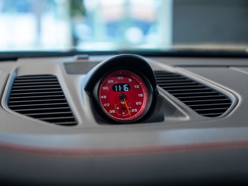 Used 2018 Porsche 911 GT2 RS RWD image 41