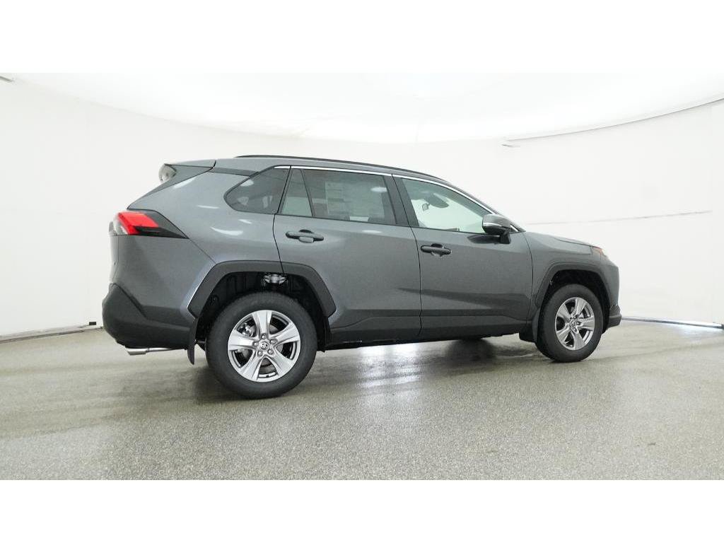 Used 2025 Toyota RAV4 XLE w/ Convenience Package FWD image 32
