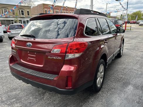 Used 2011 Subaru Outback 2.5i Premium AWD/4WD image 4