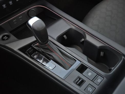 New 2026 Nissan Sentra SR w/ SR Premium Package FWD image 23