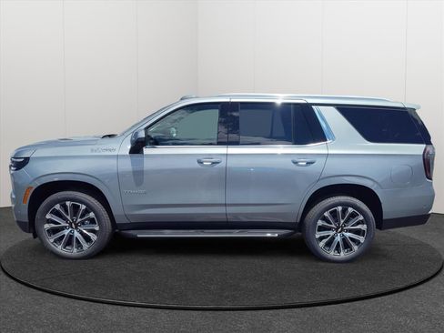 New 2026 Chevrolet Tahoe High Country AWD/4WD image 2