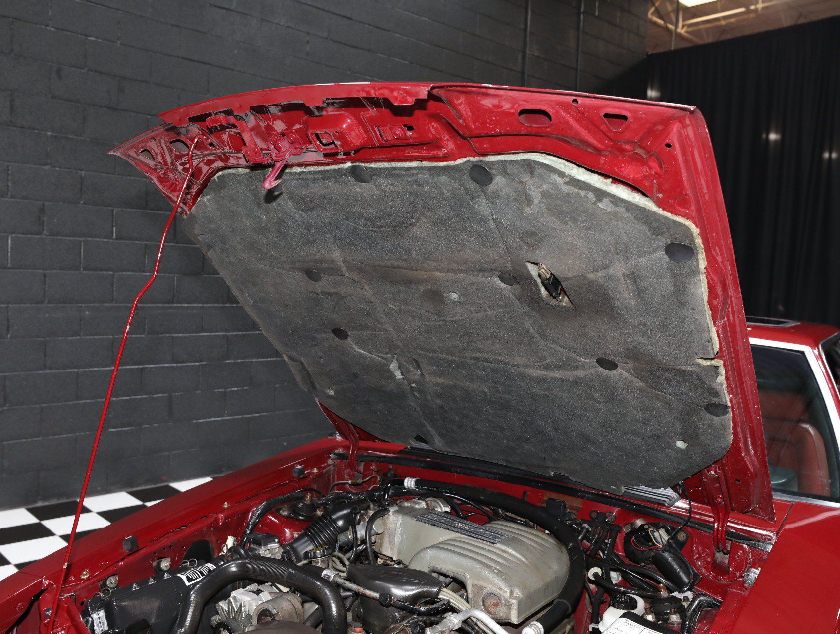 Used 1990 Ford Mustang GT RWD image 72