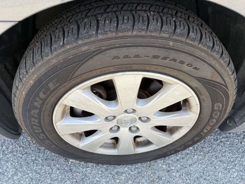 Used 2007 Toyota Camry XLE image 11