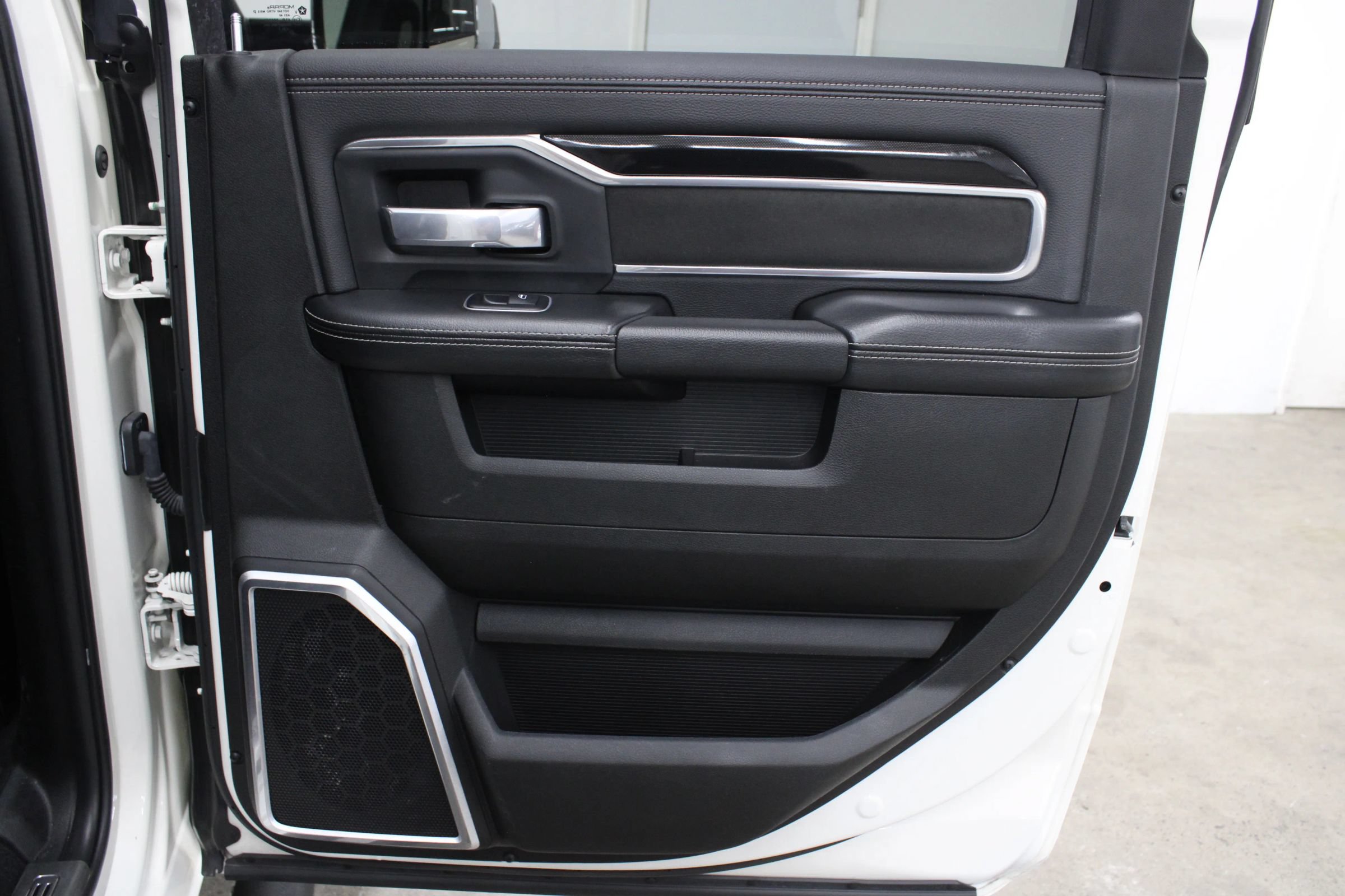 Used 2022 RAM 2500 Laramie AWD/4WD image 31