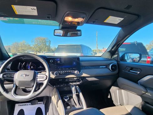 Certified 2023 Chevrolet Colorado ZR2 w/ ZR2 Convenience Package III image 18