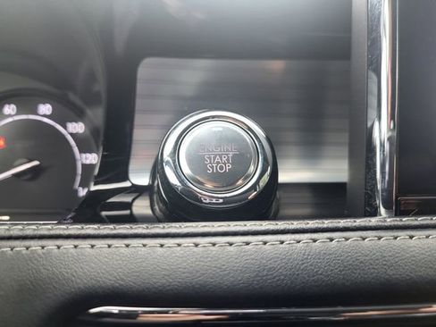 Used 2022 Lincoln Corsair FWD w/ Equipment Group 101A image 17