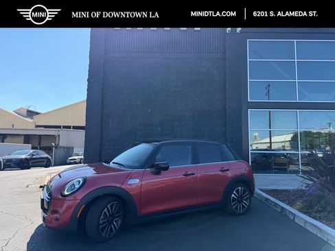 Used 2021 MINI Cooper S w/ Coral Red Edition FWD image 1