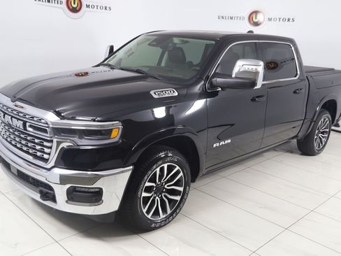 Used 2025 RAM 1500 Limited w/ Trailer Tow Group AWD/4WD image 27