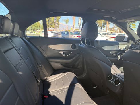 Used 2018 Mercedes-Benz C 300 Sedan image 17