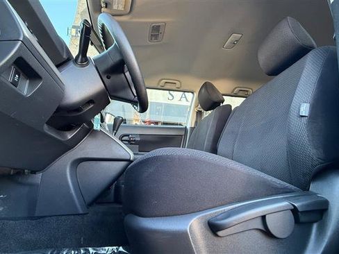 Used 2010 Scion xB image 11