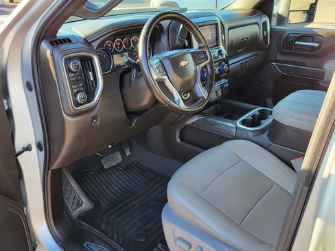 Used 2023 Chevrolet Silverado 2500 LTZ w/ LTZ Convenience Package image 15