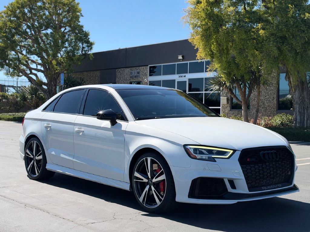 Used 2020 Audi RS 3 w/ Black Optic Package AWD/4WD image 3