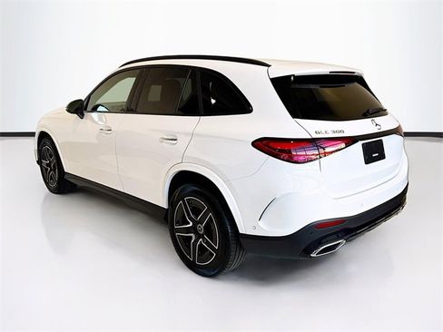 Certified 2025 Mercedes-Benz GLC 300 GLC 300 image 7
