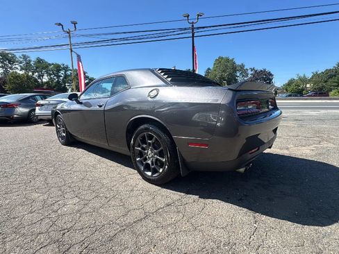 Used 2018 Dodge Challenger GT w/ Driver Convenience Group AWD/4WD image 7