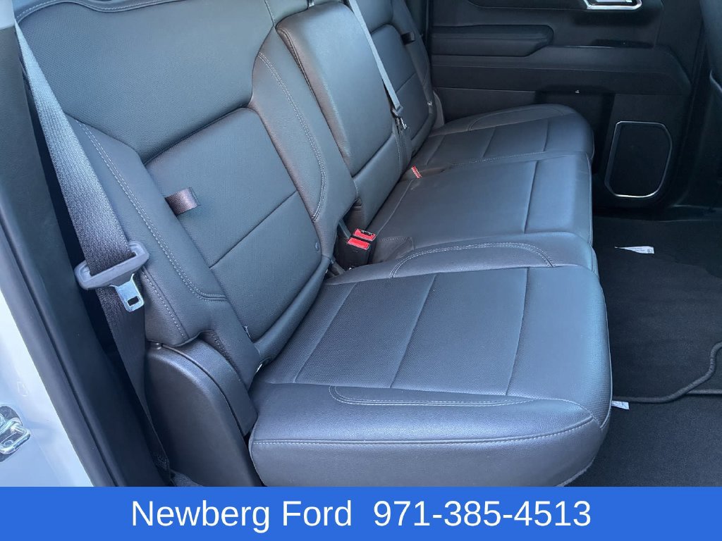 Used 2025 GMC Sierra 1500 SLT AWD/4WD image 32
