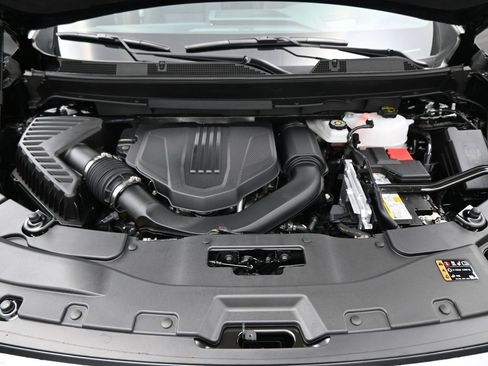 New 2026 GMC Acadia AT4 w/ Luxury Package AWD/4WD image 27
