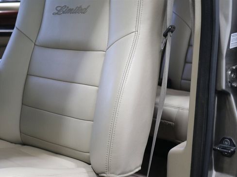 Used 2005 Ford Excursion Limited image 74