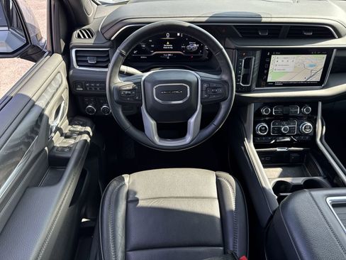 Used 2023 GMC Yukon Denali image 30