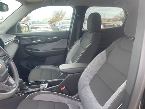 Used 2025 Chevrolet TrailBlazer LT image 27