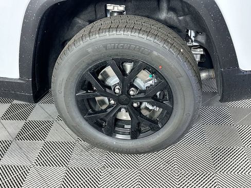 New 2026 Jeep Grand Cherokee L 4WD image 41