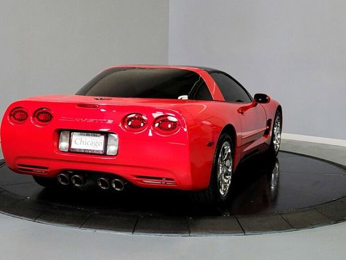 Used 2002 Chevrolet Corvette Coupe w/ Preferred Equipment Group2 image 6