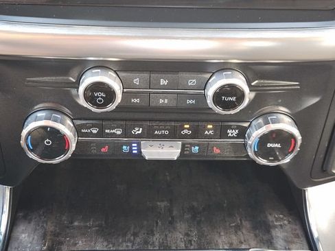 Used 2023 Ford F150 Lariat w/ Trailer Tow Package AWD/4WD image 20