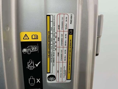 Used 2023 Jeep Wrangler Unlimited Sahara w/ Dual Top Group image 96