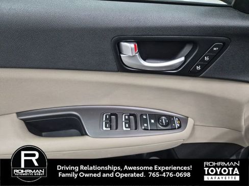 Used 2017 Kia Optima LX w/ Convenience Package image 13