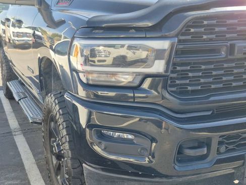 Used 2022 RAM 2500 Big Horn w/ Level C Equiment Group AWD/4WD image 4