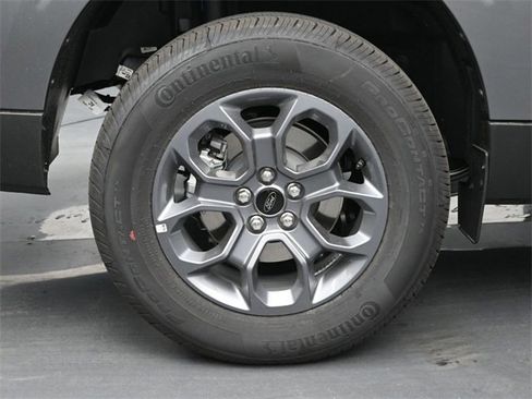 New 2025 Ford Maverick XLT w/ XLT Luxury Package image 32