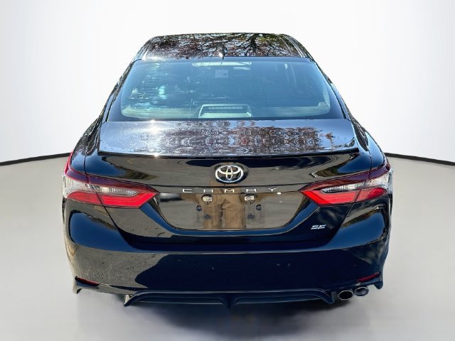 Used 2023 Toyota Camry SE FWD image 6