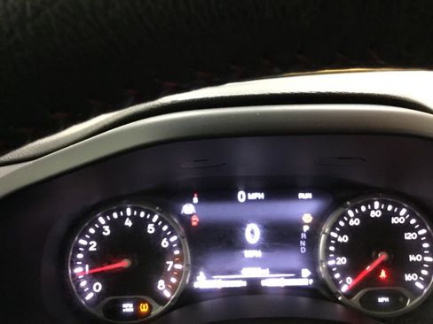 Used 2023 Jeep Renegade Trailhawk w/ Trailhawk Elite Group image 34