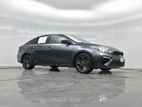 Used 2021 Kia Forte GT-Line FWD image 2