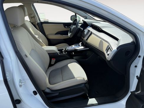 Certified 2018 Honda Clarity Plug-In Hybrid image 19