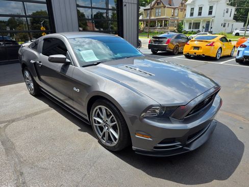 Used 2014 Ford Mustang GT Premium w/ Brembo Brake Package RWD image 42