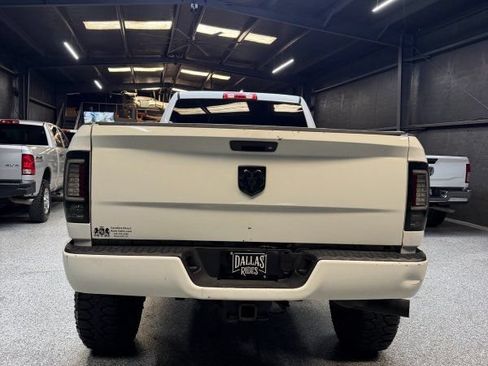 Used 2017 RAM 2500 Tradesman w/ Chrome Appearance Group AWD/4WD image 6