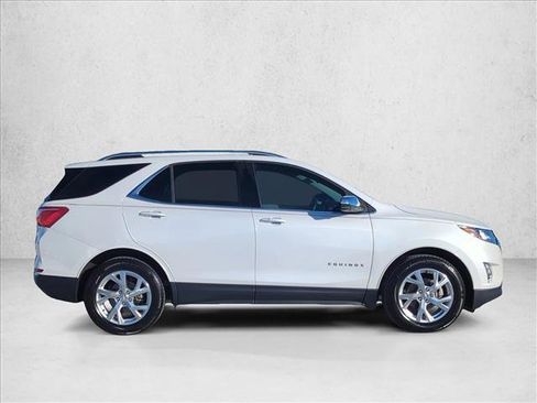 Used 2020 Chevrolet Equinox Premier image 4