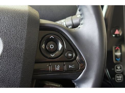 Used 2022 Toyota Prius Prime XLE FWD image 28
