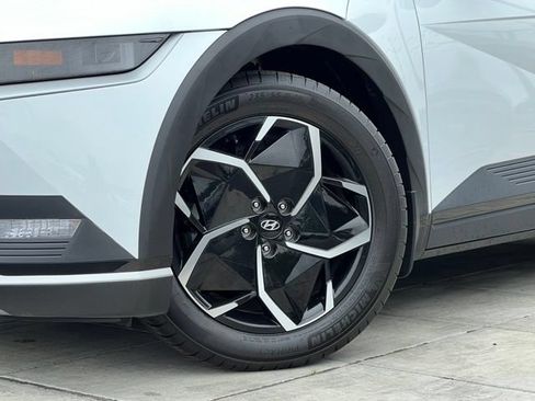 Certified 2023 Hyundai Ioniq 5 SEL AWD/4WD image 2