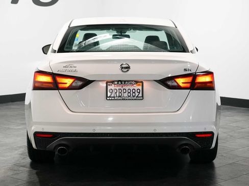Used 2022 Nissan Altima 2.5 SR FWD image 5