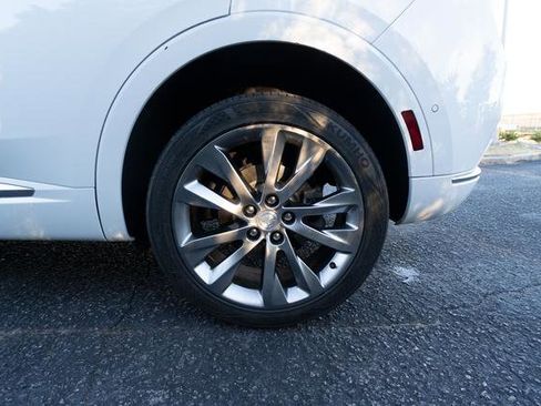 Used 2021 Buick Envision Avenir w/ Technology Package II image 41