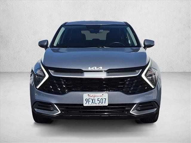 Used 2023 Kia Sportage EX FWD image 2