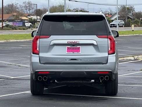 Used 2024 GMC Yukon Denali AWD/4WD image 6