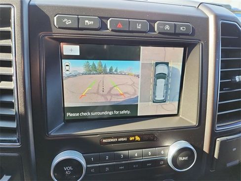 Used 2021 Ford Expedition Max Limited image 15