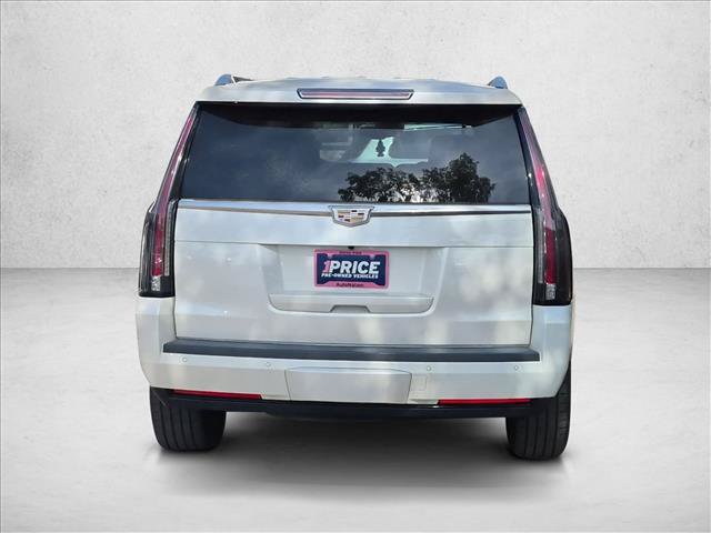 Used 2015 Cadillac Escalade Premium AWD/4WD image 6