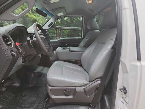 Used 2012 Ford F250 XL w/ PWR Equipment Group RWD image 15
